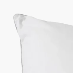 Carré Blanc Oreiller carré moelleux synthétique Suprême| Oreillers