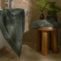 Carré Blanc Serviette de toilette coton et viscose de bambou Silvalys vert forêt| Serviettes De Toilette